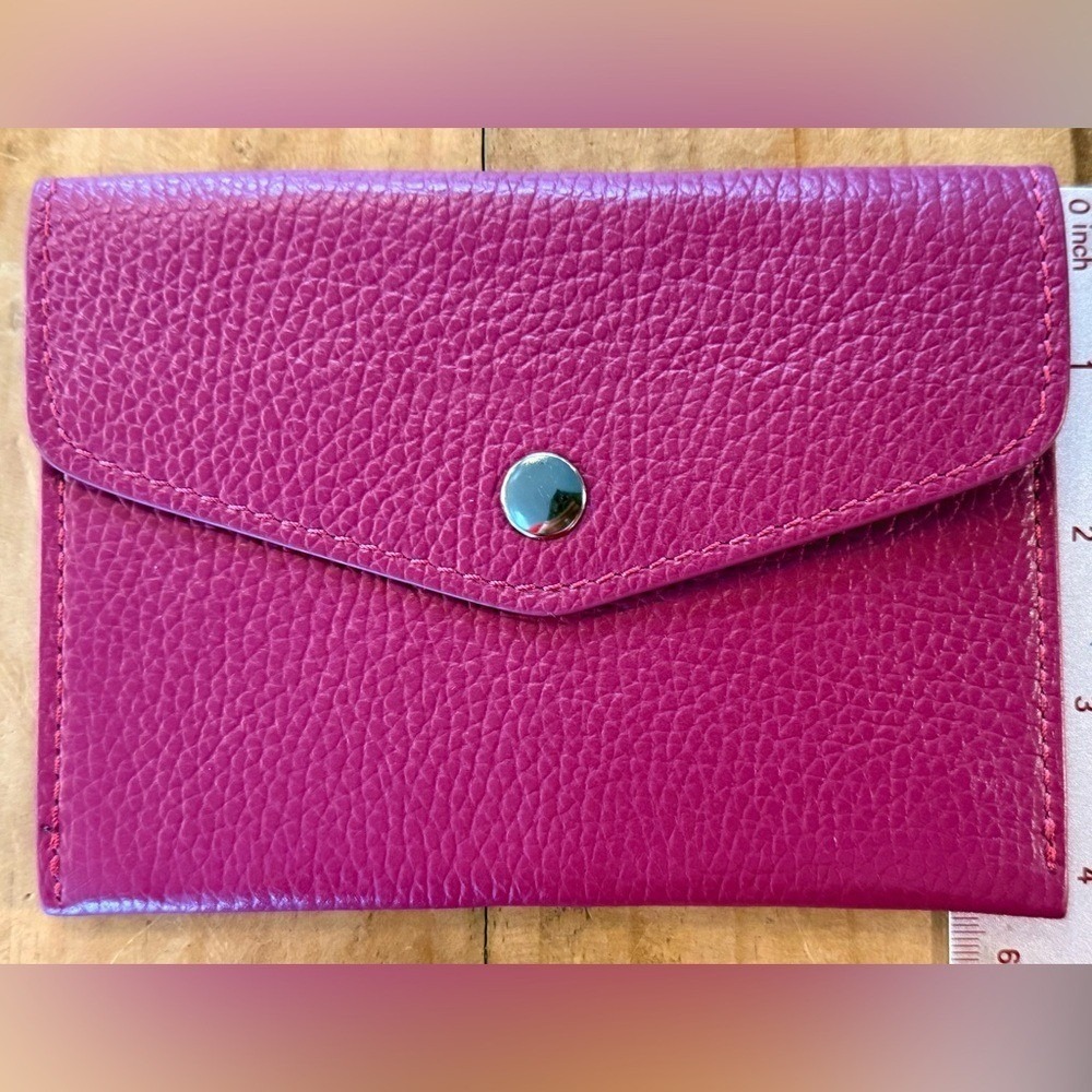NWOT 100% Genuine Leather‎ Made in Italy. Pink pebbled leather Red leather inner
